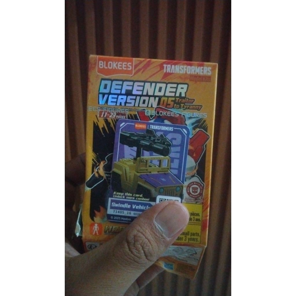 Transformer Swindle Vehicle Blokees defender version