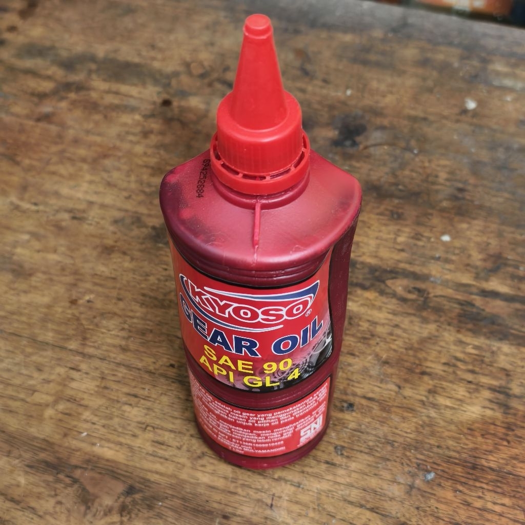 Gear Oil Sae 90 Kyoso. Oli Gardan