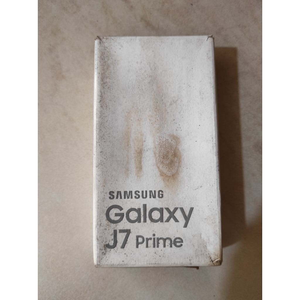 DUS BOX KARDUS KOTAK HP SAMSUNG J7 PRIME BEKAS
