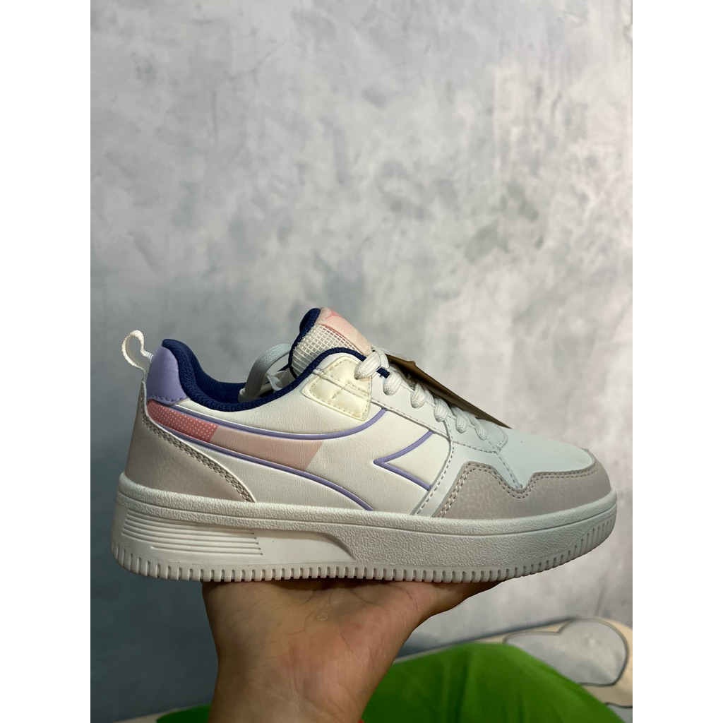 diadora kazumi size 36