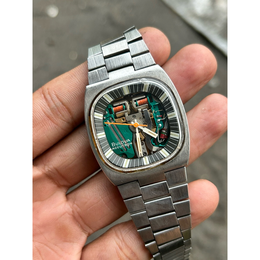 Bulova Accutron Vintage – Original – Untested second