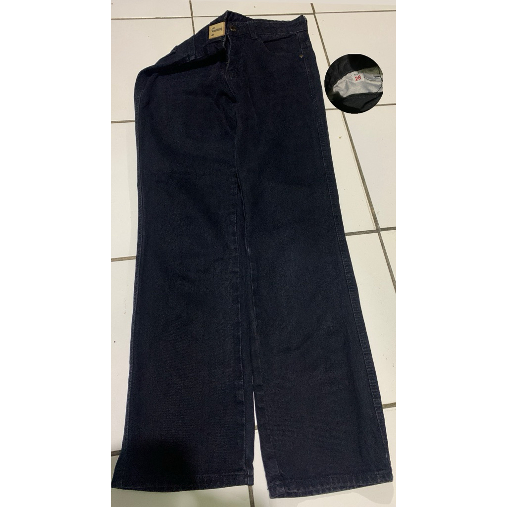 preloved jiniso/pl jiniso/preloved jeans