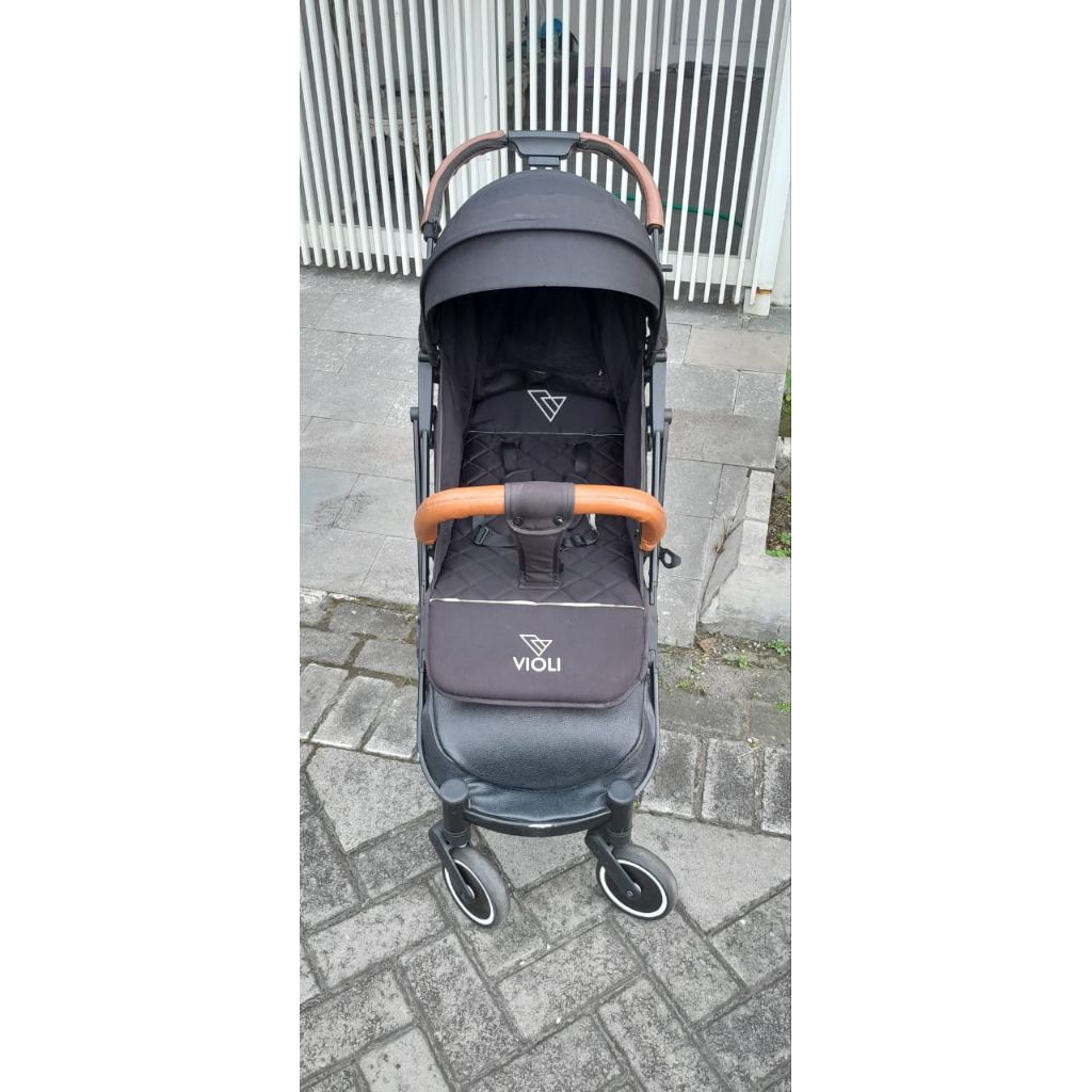 Preloved stroller violi