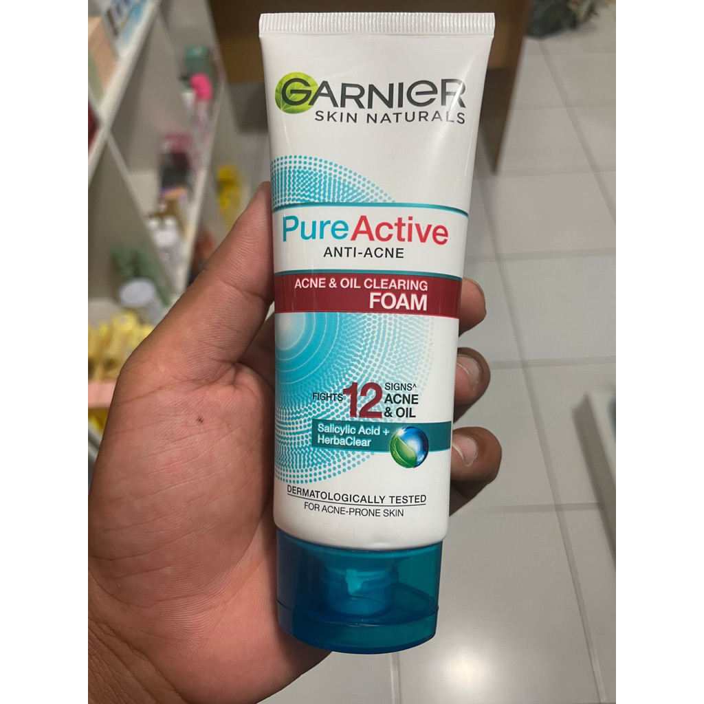 Garnier Pure Active Anti-Acne White Cleansing Foam 100 ml Sabun Muka Cerah dengan Niacinamide & Oxy 
