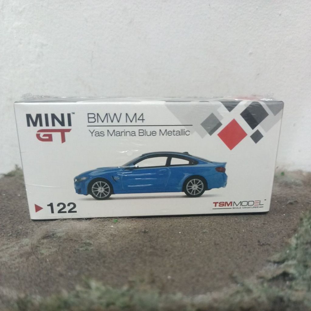 Mini GT//122 BMW M4 Yas Marina Blue Metallic - Free Protektor