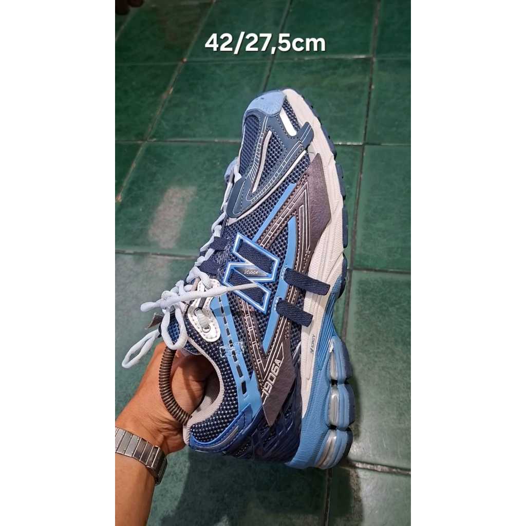 Sepatu Running New Balance NB