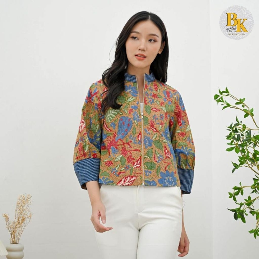 Outer Batik 135 SOP/ Luaran / Jaket Bomber Batik Modern