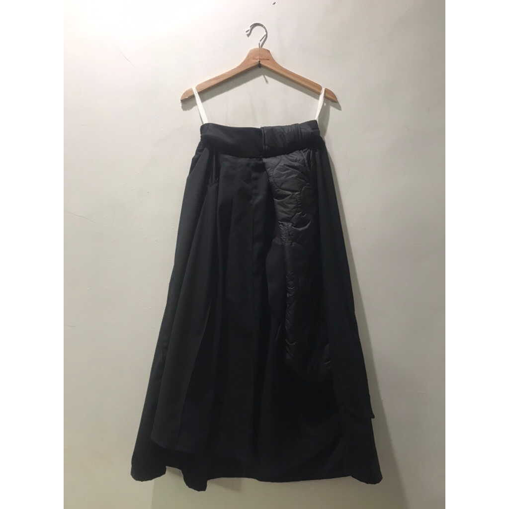 OLINE WORKROBE - RIBKA SIDED APRON SKIRT IN BLACK