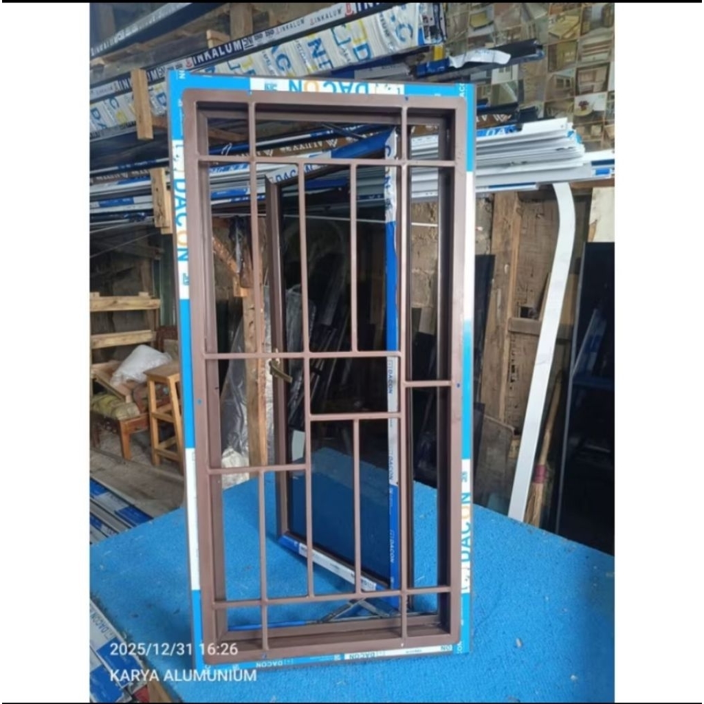 jendela aluminium lengkap teralis 3inc T.60xL.40cm bisa custom ukuran lengkap asesoris free packing 