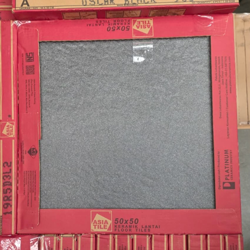 Keramik 50x50 Asia Tile Oscar Black | Embosed/Timbul