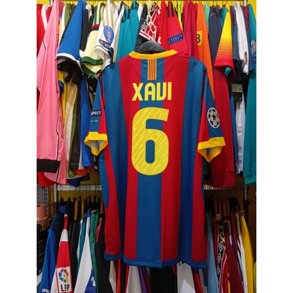 [NAMESET IMPOR] JERSEY BOLA RETRO GO FCB FINAL LONDON 2011 XAVI 6