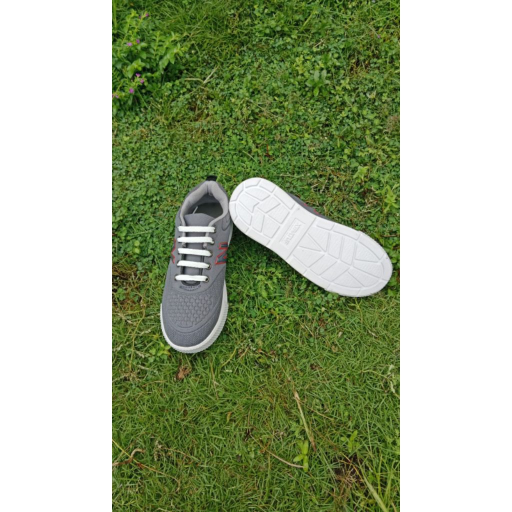 Sepatu pria sneakers pria, Sepatu Joging Pria, Sepatu running trend, Sepatu kerja Pria, Sepatu Fashi