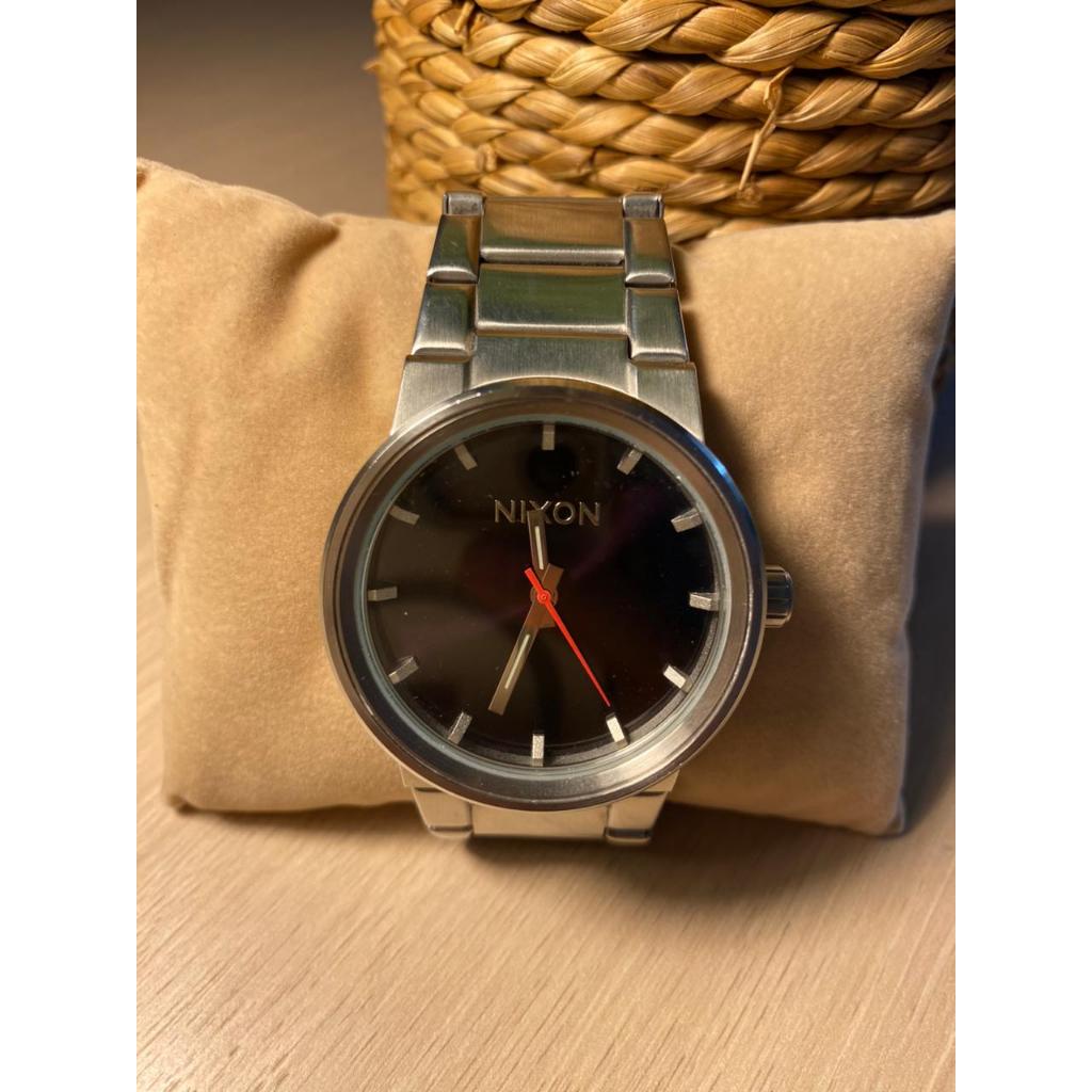 Jam Tangan Nixon Stainless Steel Silver Elegant