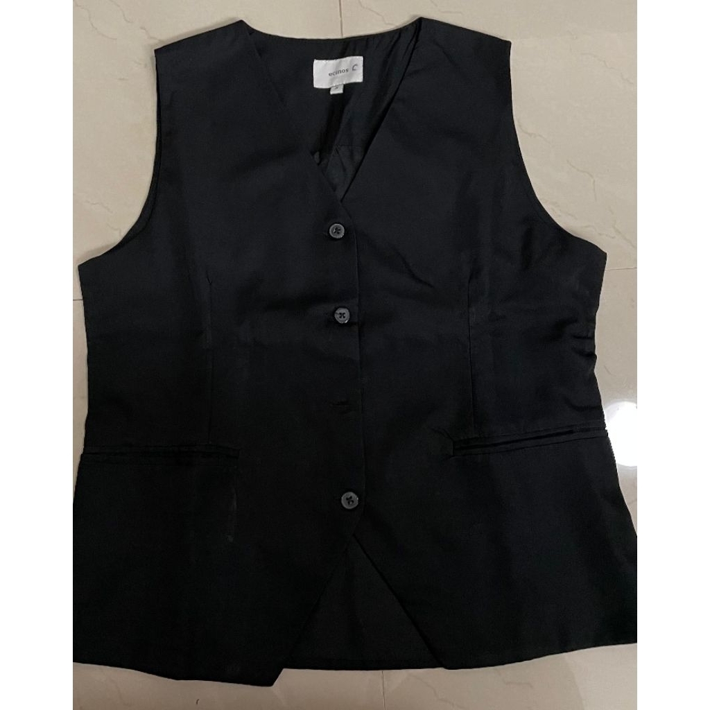 Ecinos After Vest