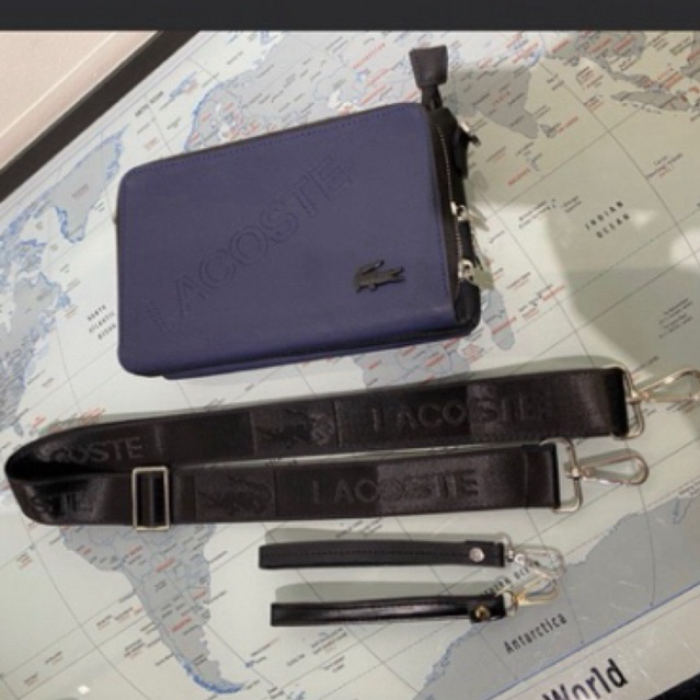Tas selempang pria lacoste navy