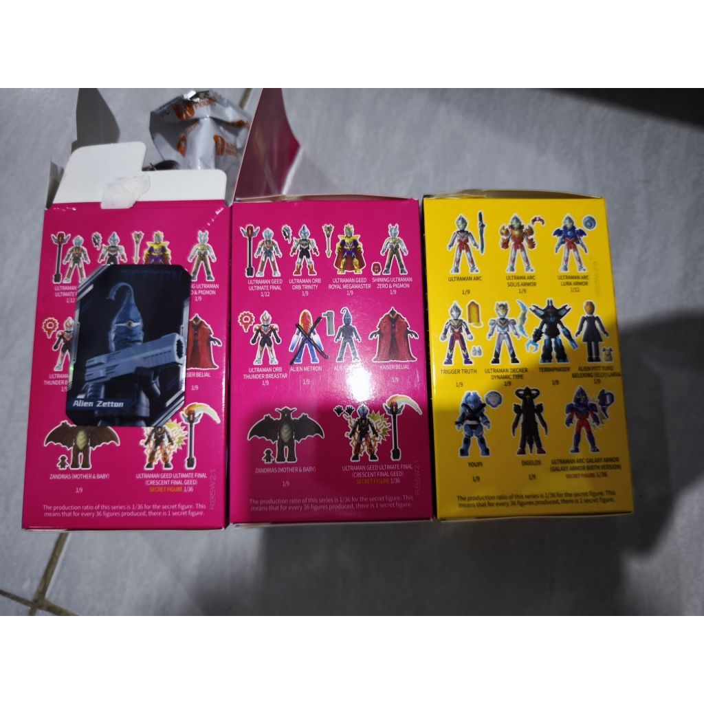 Blukis ultraman paketan monster 3pcs gdv 14 sampai 15