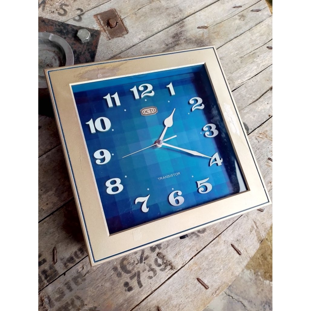 Jam dinding transistor "OCTO" Original Japan jadul vintage normal