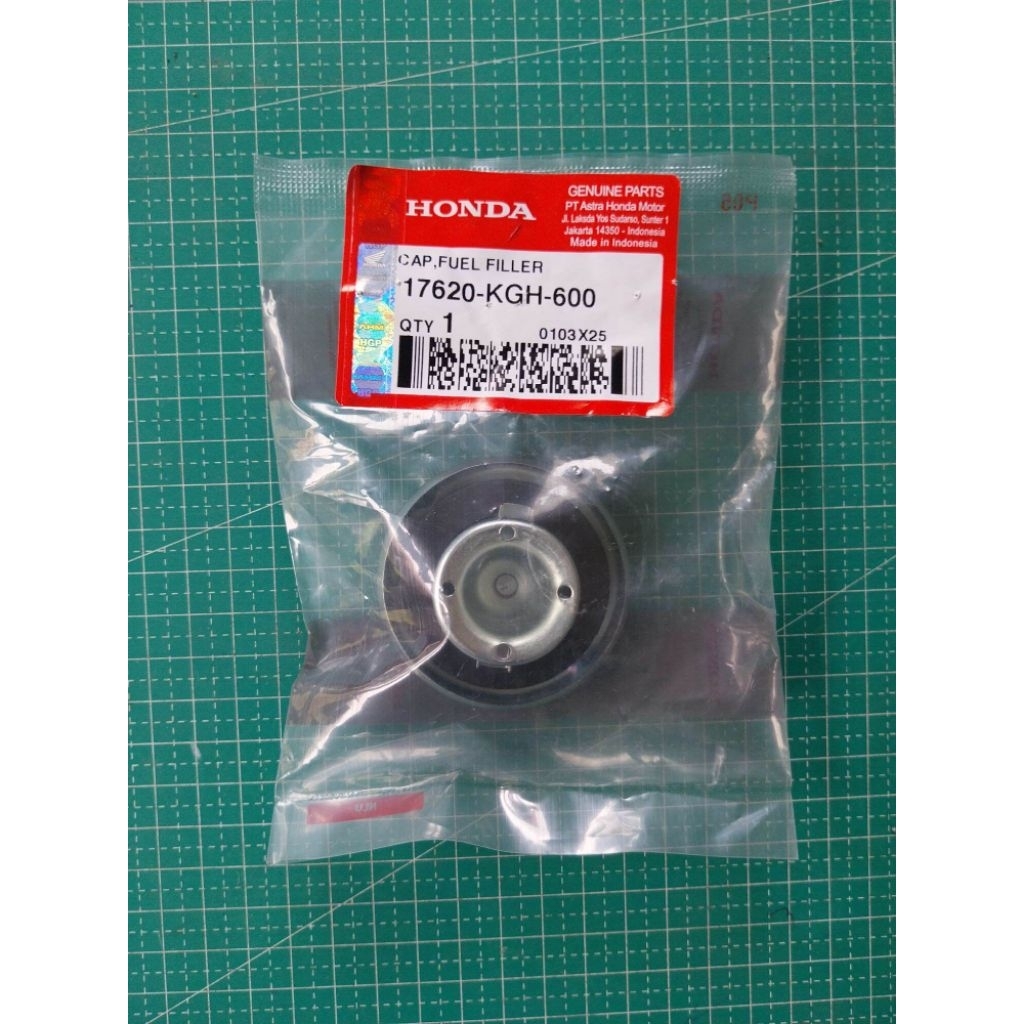 17620KGH600 Tutup Tangki Universal Terkecuali Pcx Original AHM
