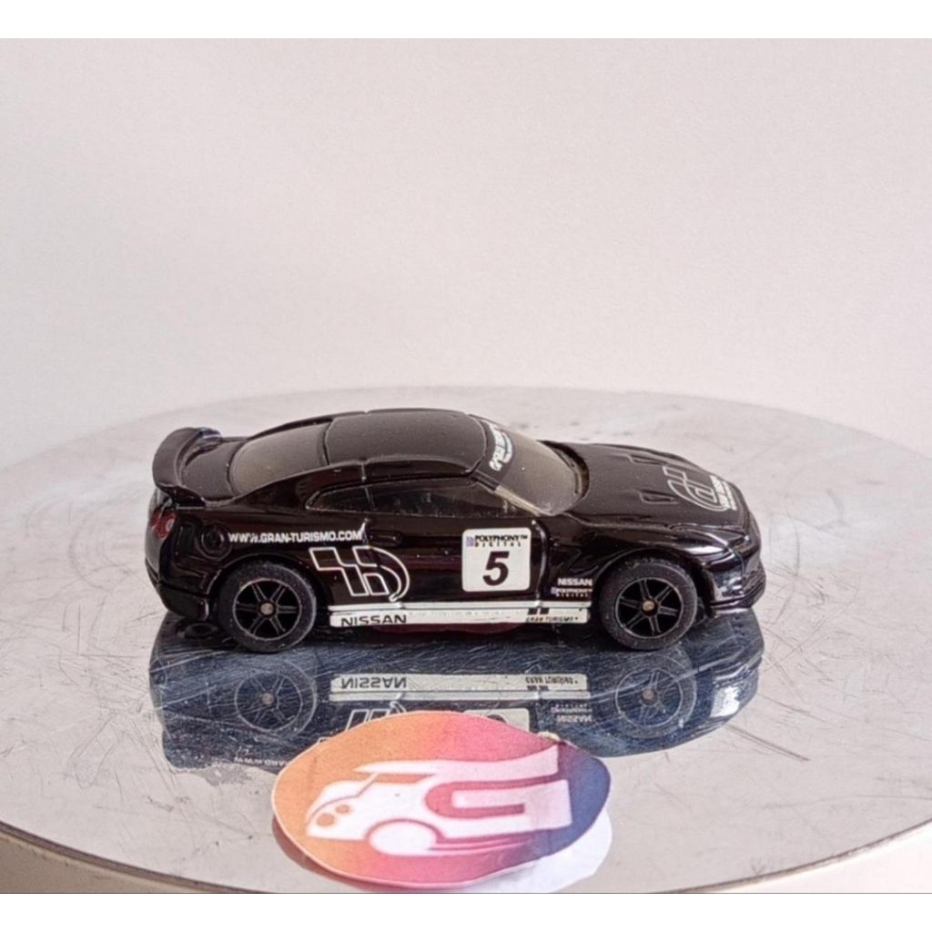 Hot Wheels Premium 2009 Nissan GT-R R35 Gran Turismo Retro Loose - Hotwheels