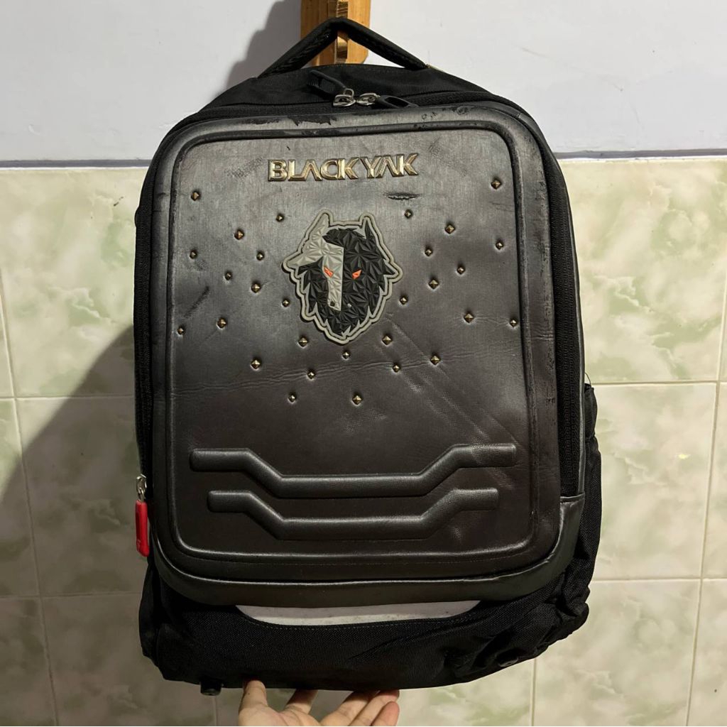 Tas Ransel Blackyak | Bisa dipakai Anak Laki-laki atau Dewasa juga bisa | Preloved Bekas Pribadi Sec