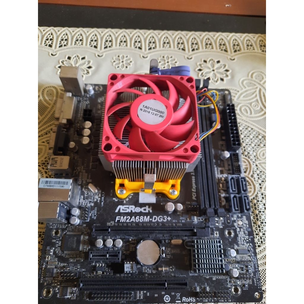 AMD Athlon X4 860K + Motherboard ASRock FM2A68M-DG3+