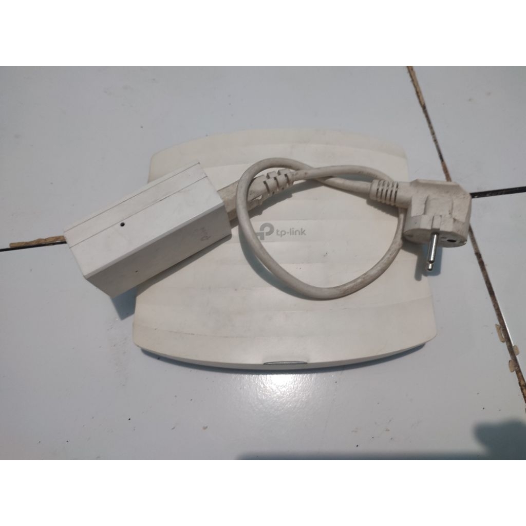Acces Point TP-LINK Omada EAP110 Second + POE