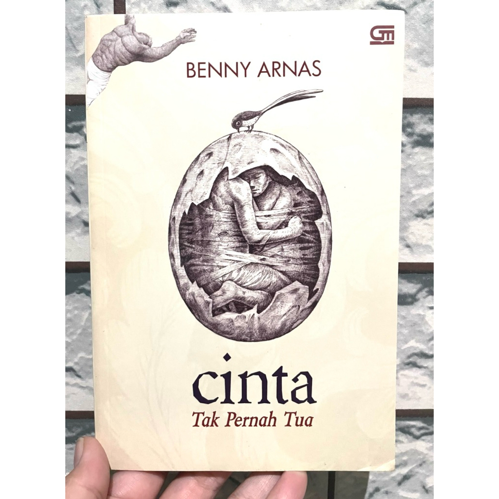 Buku Novel puisi/sastra/fiksi - Cinta Tak Pernah Tua