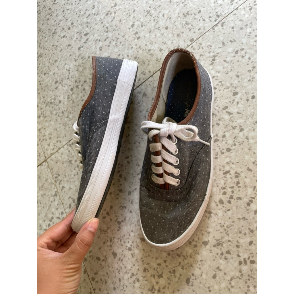 preloved sepatu size 6 merk american eagle payless