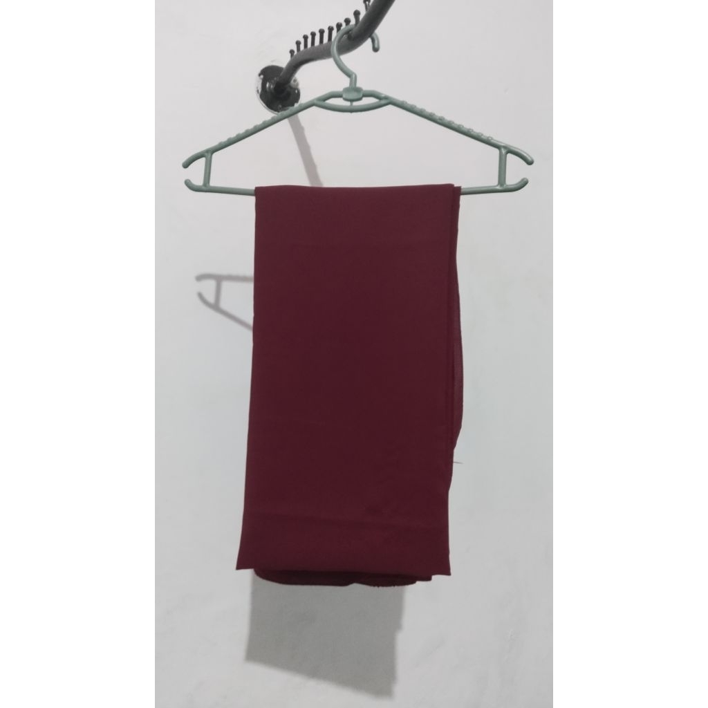 preloved Jilbab Wolfis Segi empat panjang 150*150