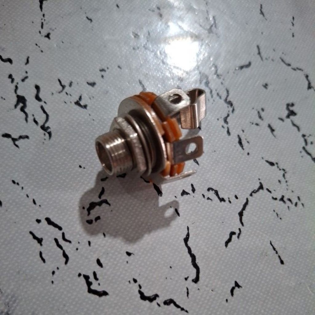 lubang cok colokan mic /soket lubang jet mic akai betina