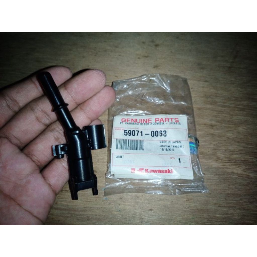 joint pipa injektor kawasaki klx250 klx 250 original