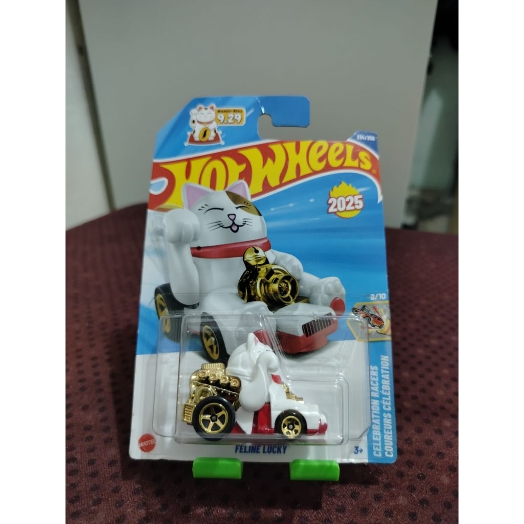 Hotwheels FELINE LUCKY