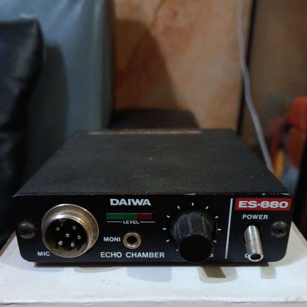 ECHO CHAMBER DAIWA ES-880 MADE IN JAPAN