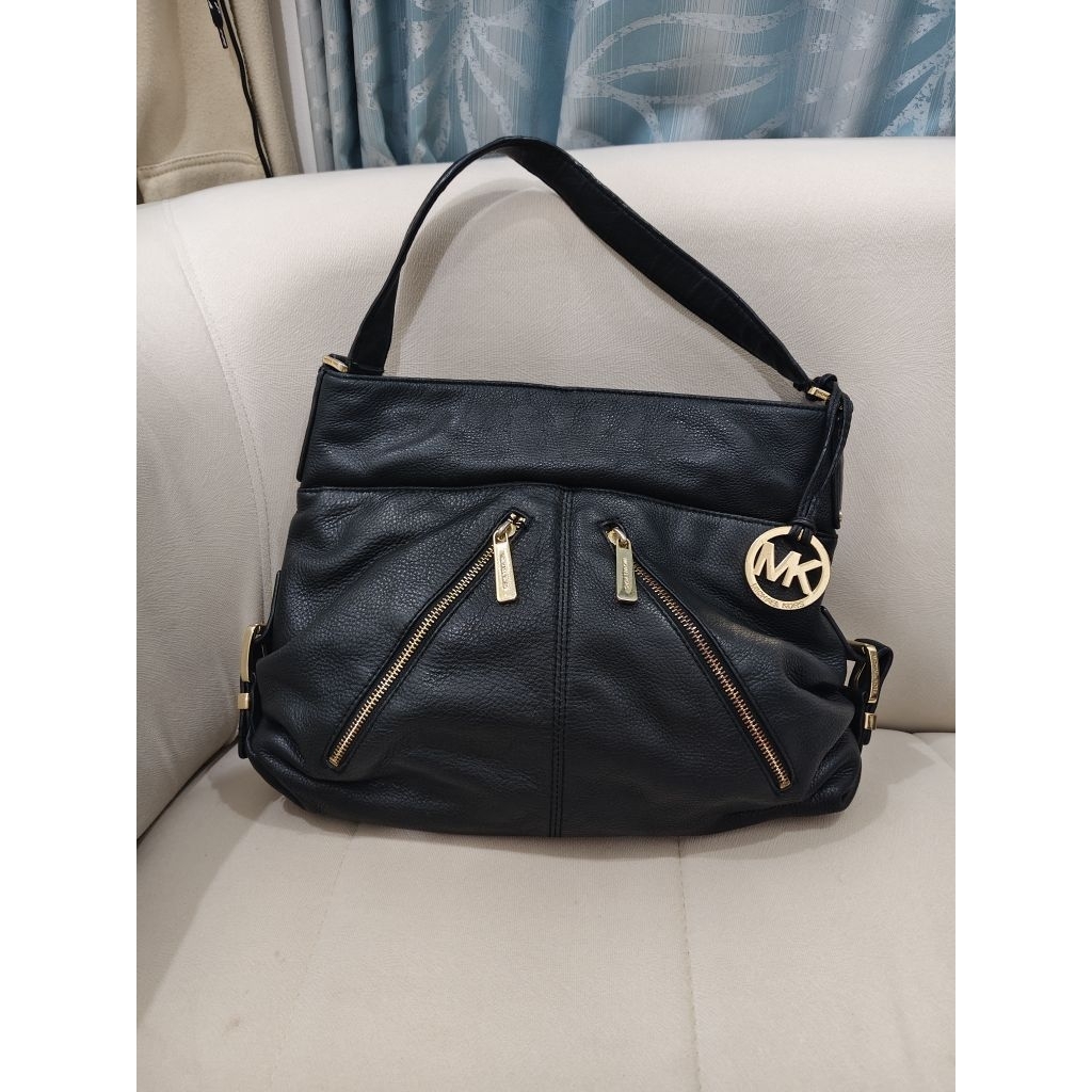 tas Mk hobo hitam Soldd