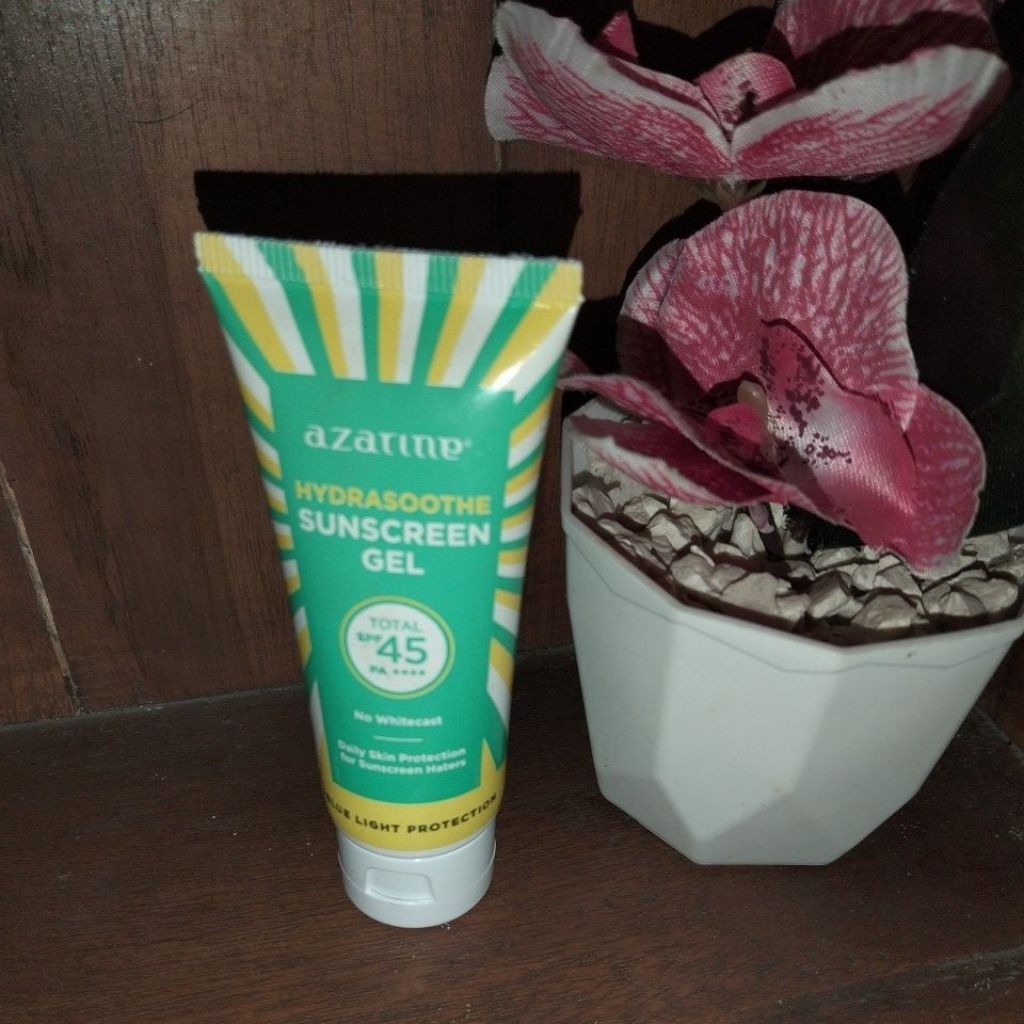 preloved azarine sunscreen gel spf 45 pa++++/sunscreen azarine 30ml