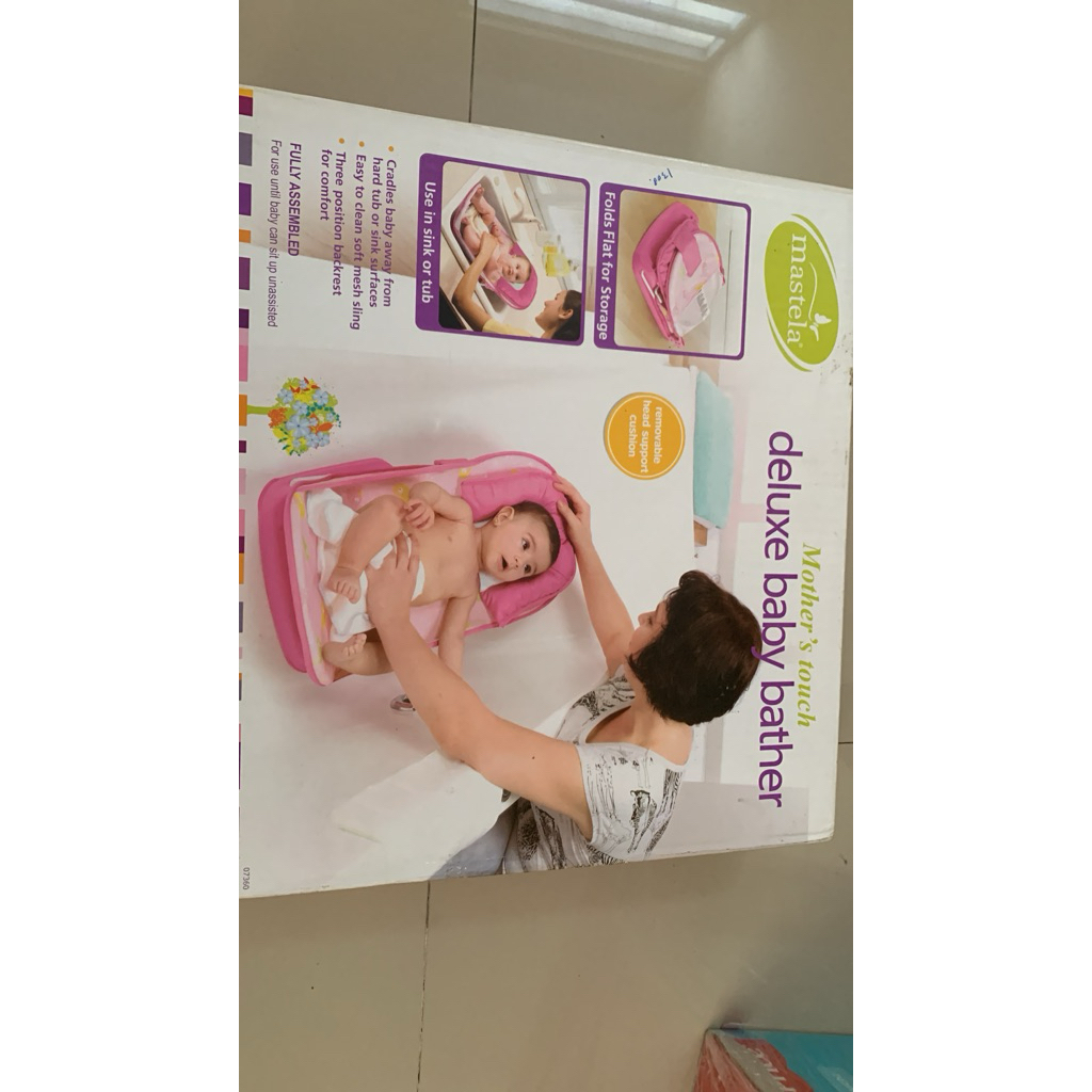 Mastela Deluxe Baby Bather