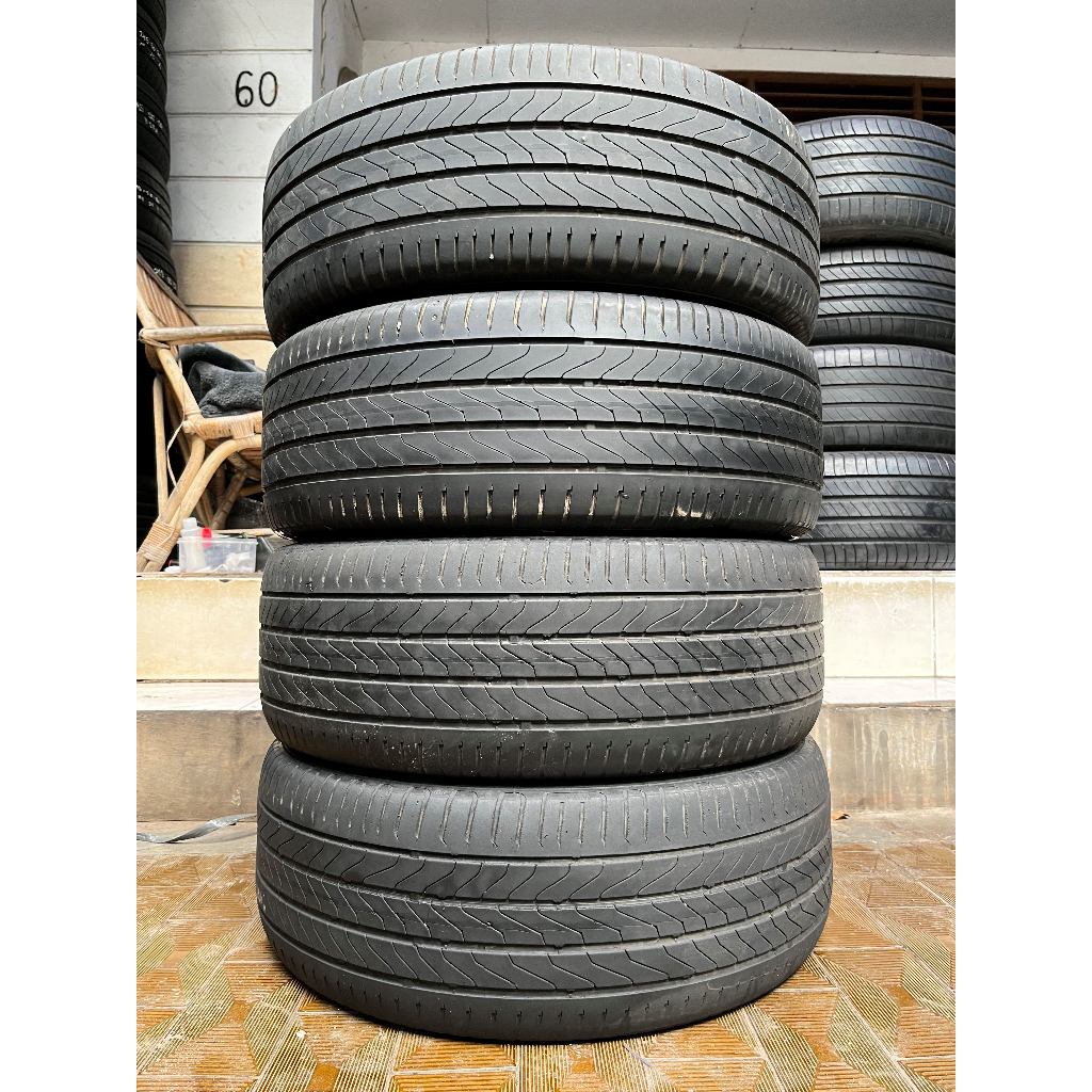 Ban Continental Ultra Contact UC6 215 55 r17 4Pcs