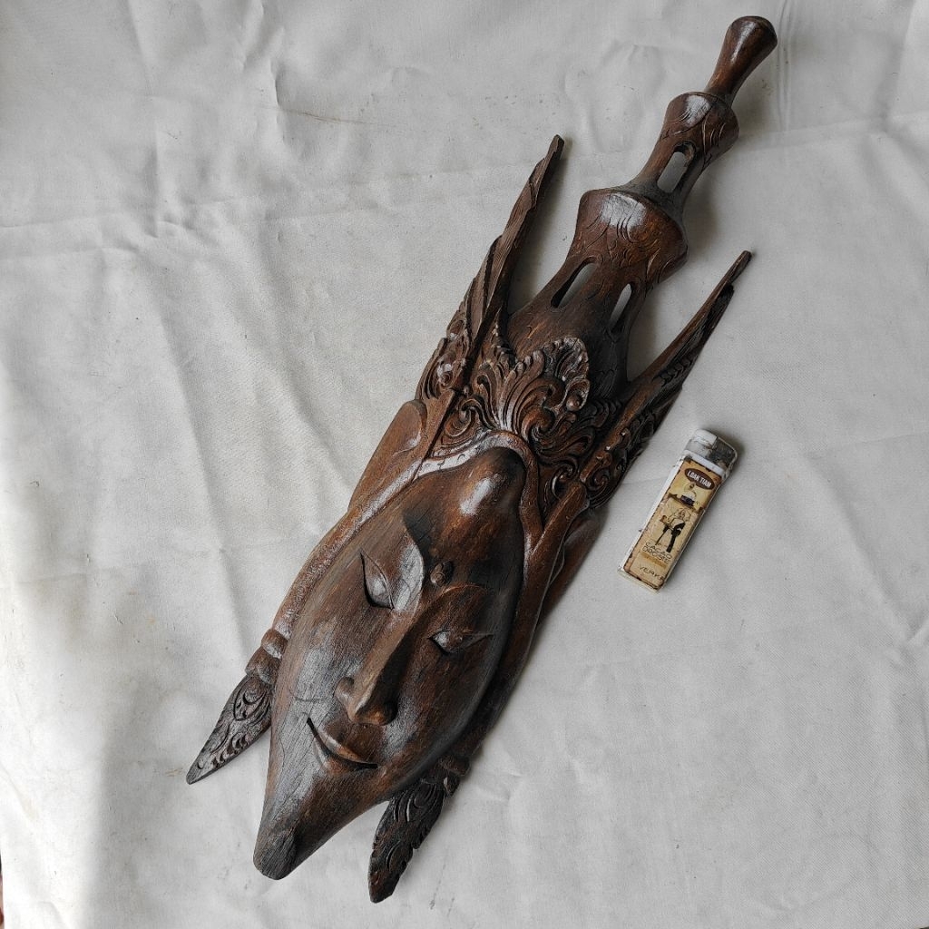 Pajangan Vintage Topeng Kayu Lawas 455