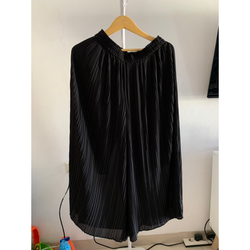 Uniqlo celana kulot (Preloved)