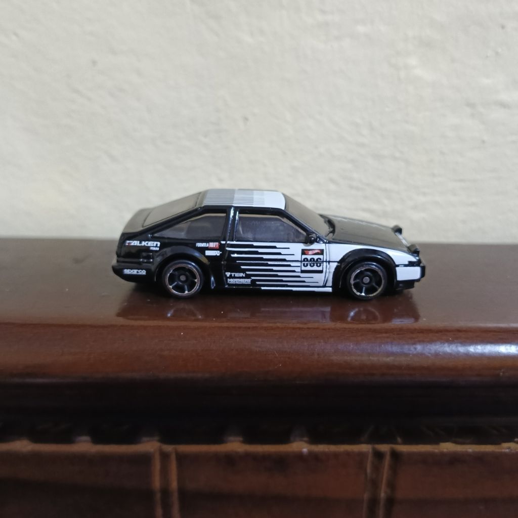 Hotwheels toyota Ae86 falken loose