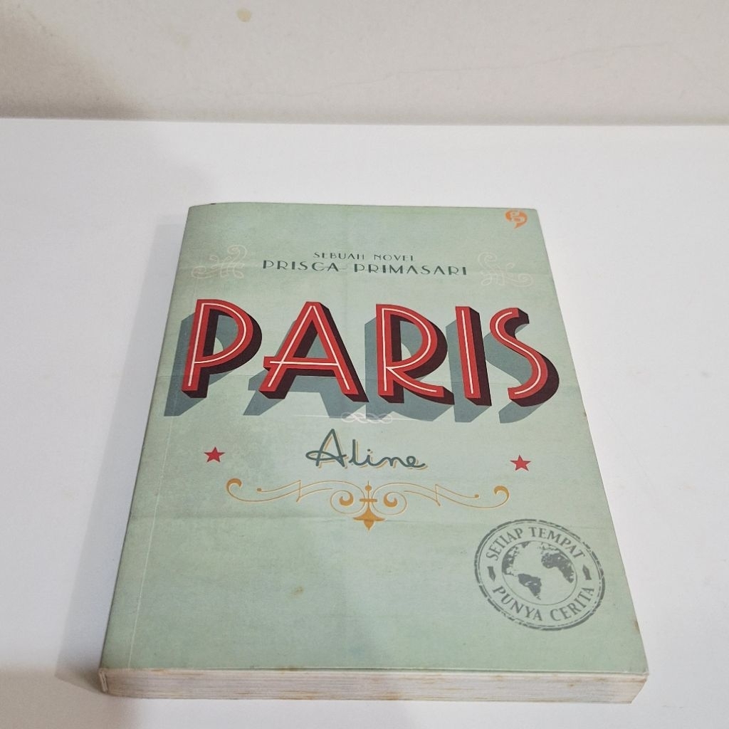 Paris by Prisca Primasari