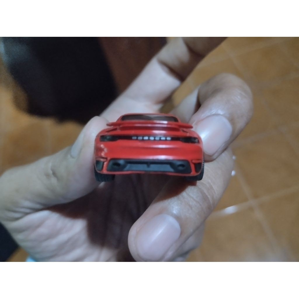 MiniGT Porsche merah loose mulus