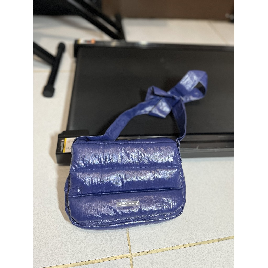 BTV  Glazed Poofy Bag