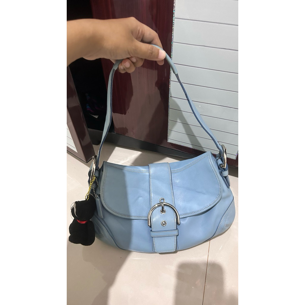 coach soho flap light blue