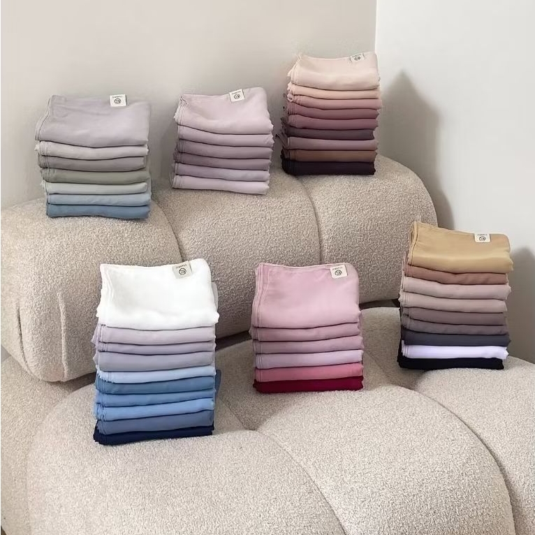 Efabric - Hijab cds 120 - Hijab Segi Empat Jumbo - Kerudung Segiempat Syar'i - Hijab Polycotton Prem