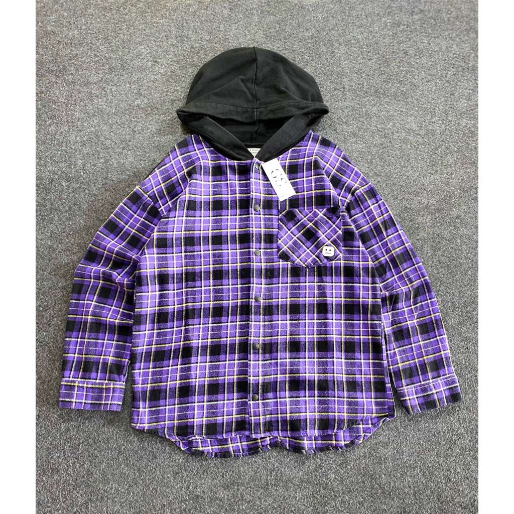 Kemeja Flanel Hoodie Pria/Wanita - Motif Kotak Ungu Hitam Aksen Kuning - Trendy & Nyaman