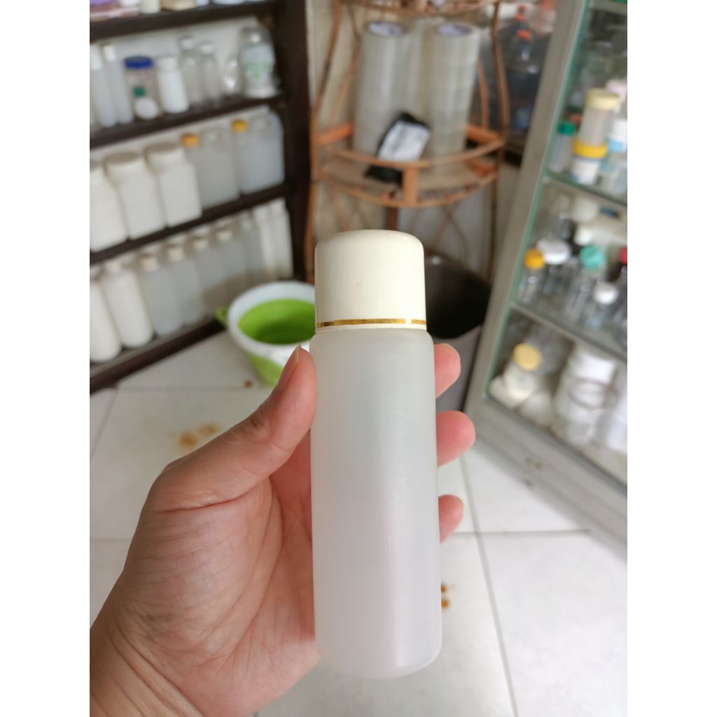botol plastik Kosmetik YL/ Yadley 100ml LIST EMAS