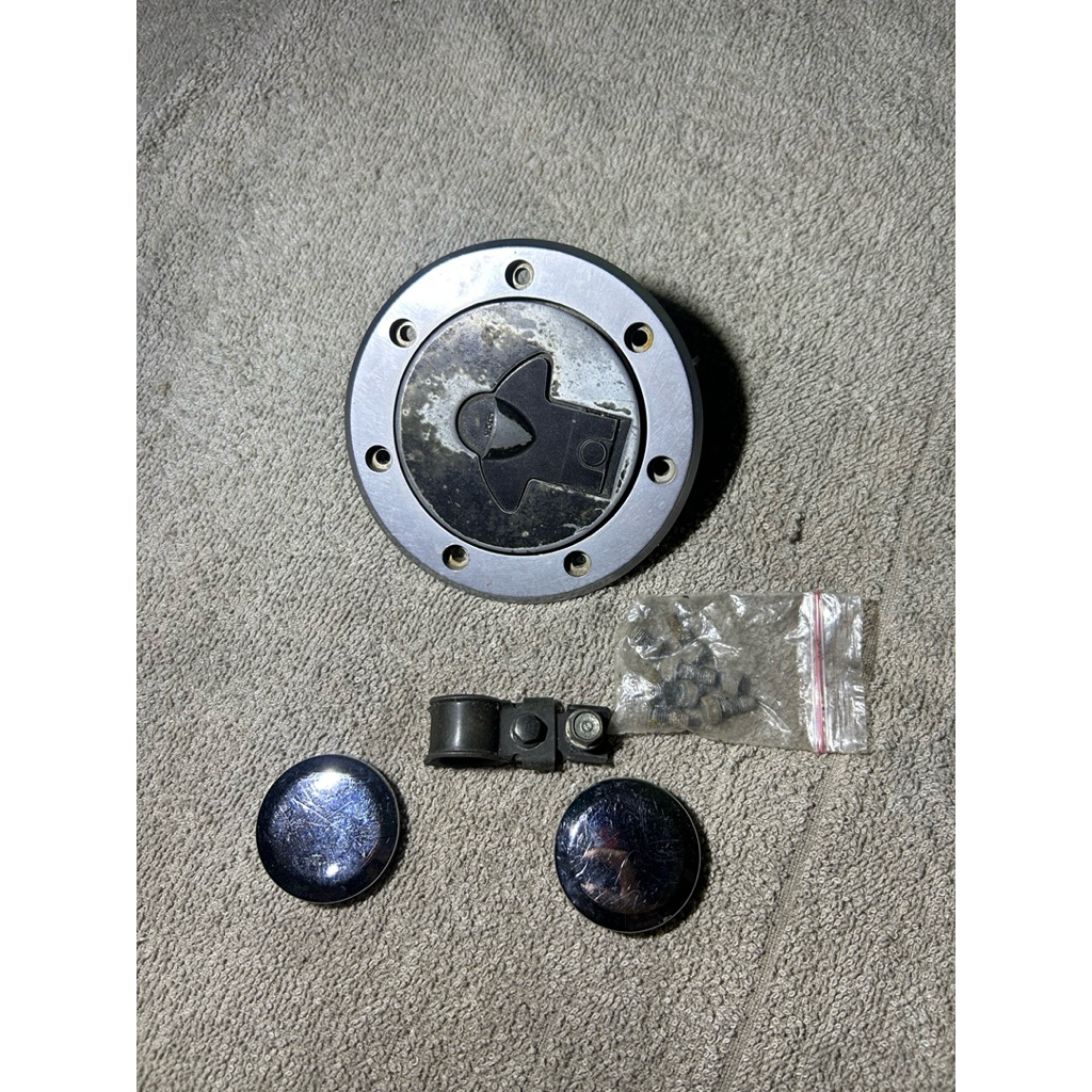 tutup tangki ninja r/ss/rr original set baut