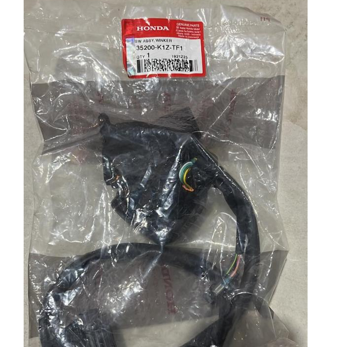 35200K1ZTF1 Saklar Kiri SW ASSY DIM HORN WINKER PCX 160 ROADSYNC 35200-K1Z-TF1
