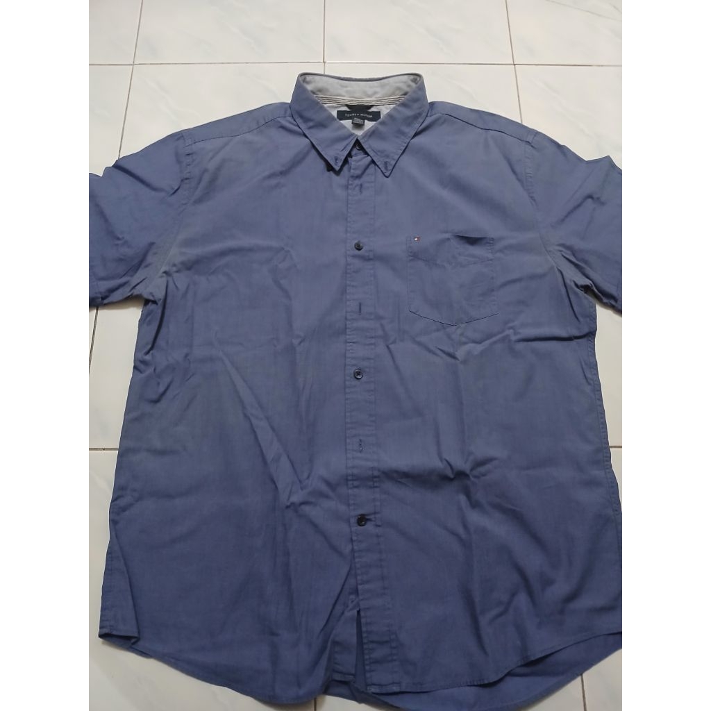 Kemeja TommyHilfiger (XL)
